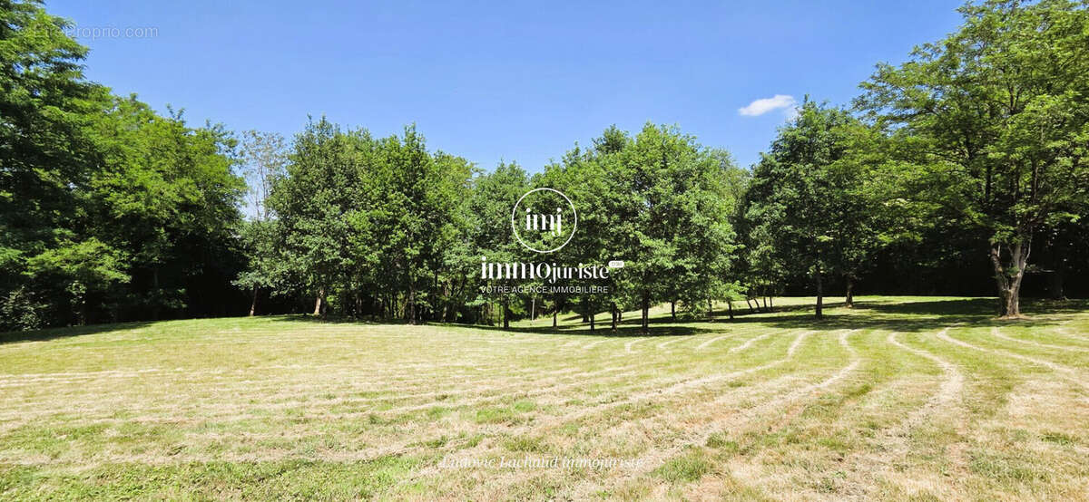 Maison 106 m² à Sarlande  - photo 3