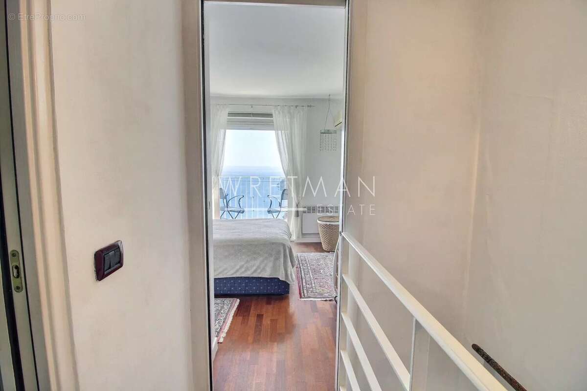 Appartement à VILLEFRANCHE-SUR-MER