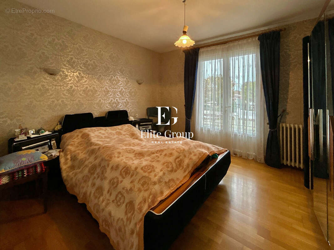 Maison à PORT-DES-BARQUES