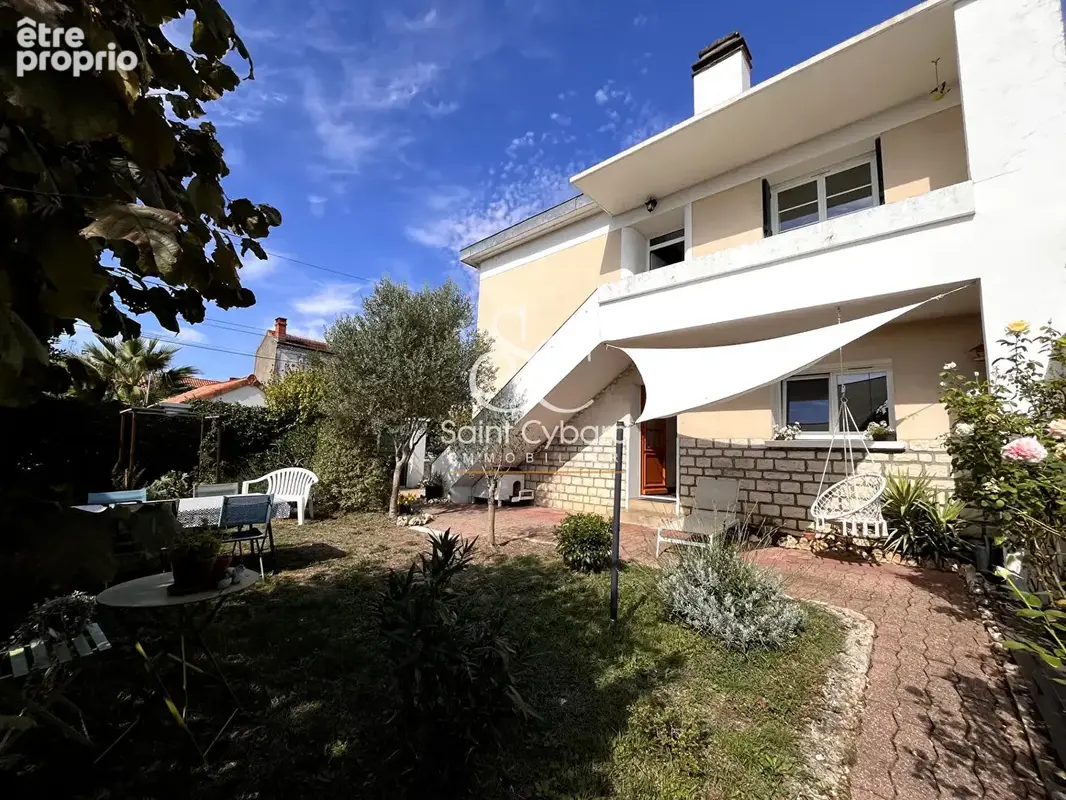 SAINT CYBARD - Maison des années 60 rénovée  - 90m² - photo 13
