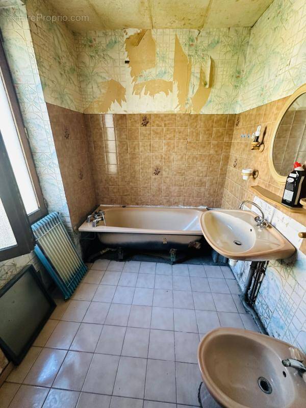 Maison à SAINT-PRIEST-TAURION