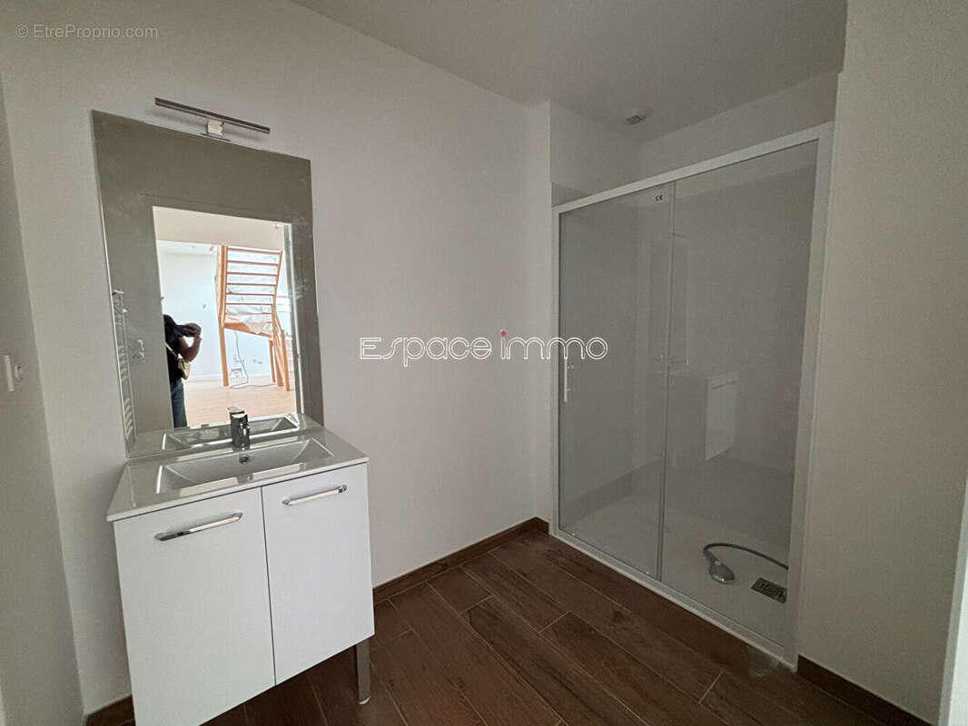 Appartement à MONTVILLE