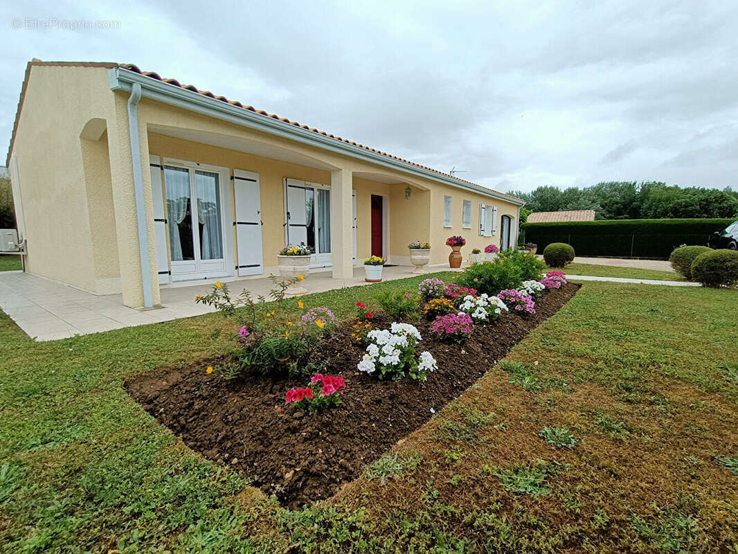 Maison Tonnay Charente - photo 14