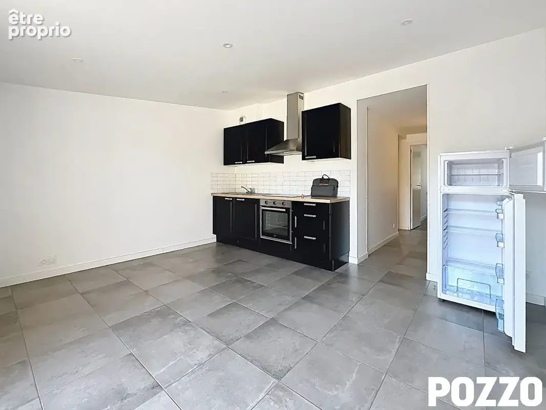 A vendre. immeuble de rapport. 3 appt. dpe c ! rentabilite annuelle de 22 260 . - photo 4