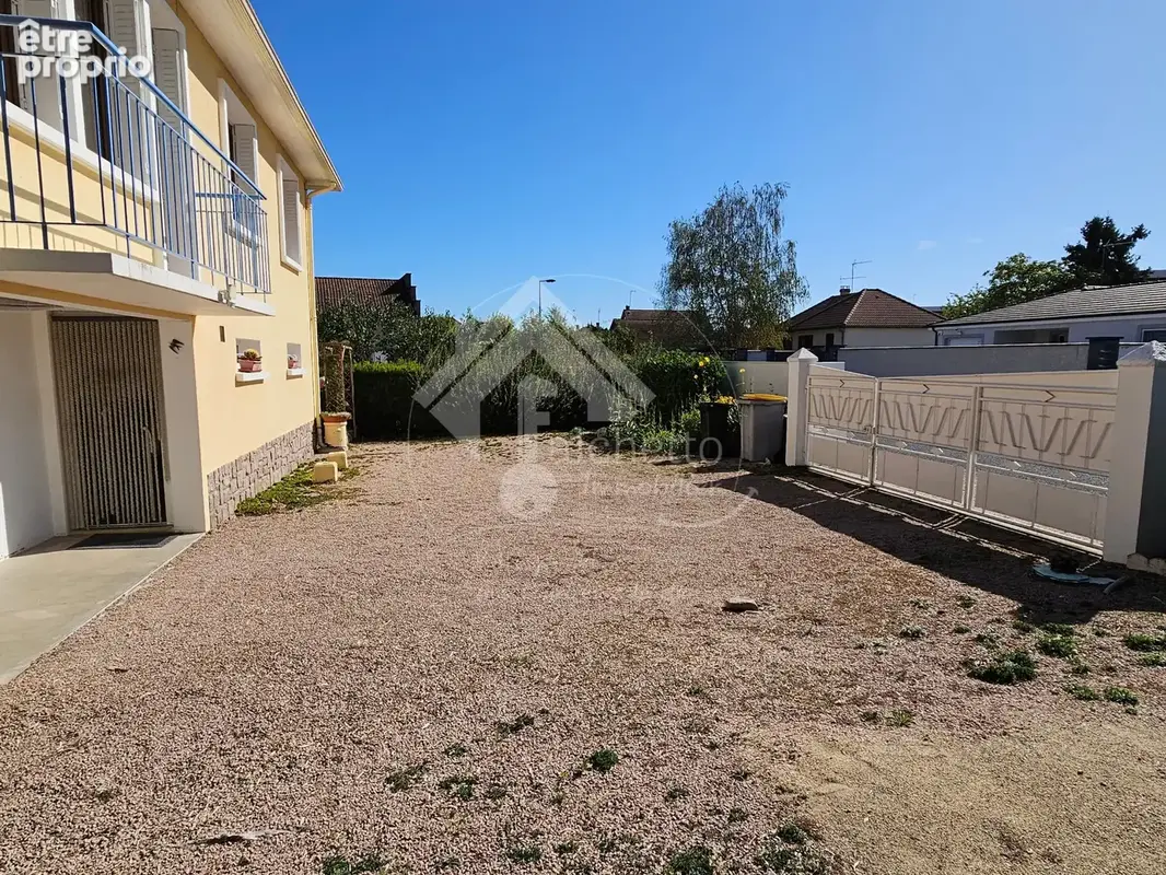 Maison sur sous-sol Lapalisse - photo 2