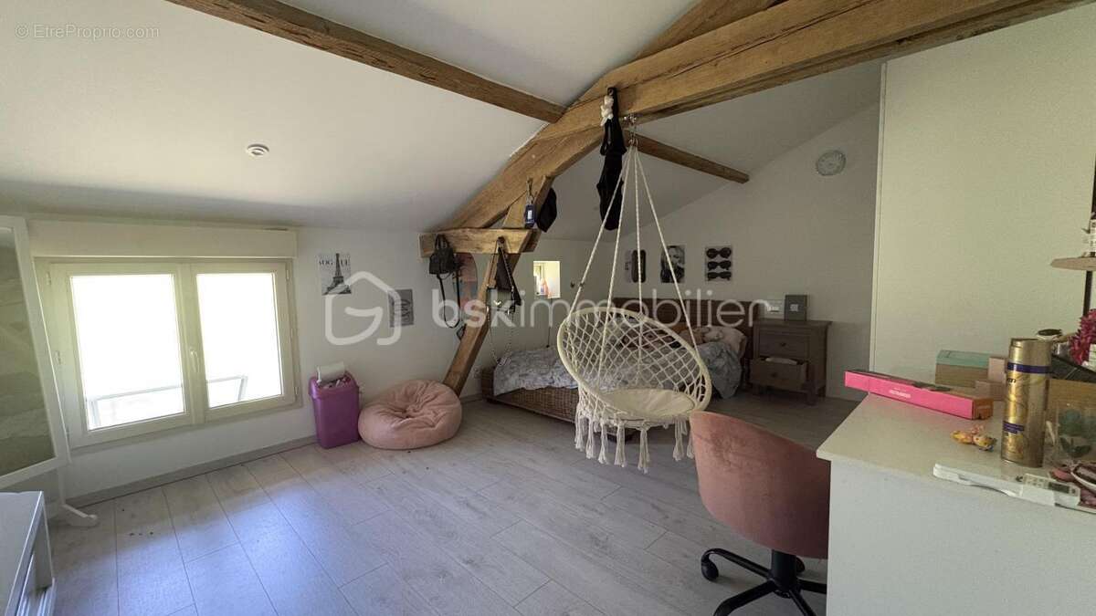 Maison à GAGEAC-ET-ROUILLAC