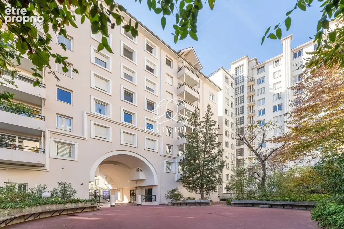 Appartement à LYON-7E