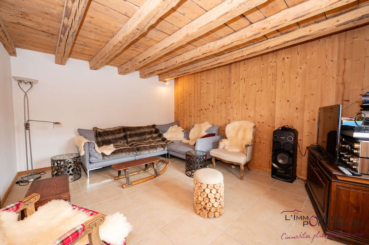 Maison à CHAUX-NEUVE