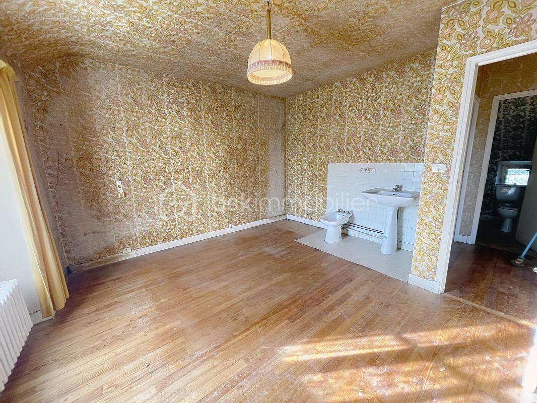 Maison à CHATEAU-LANDON