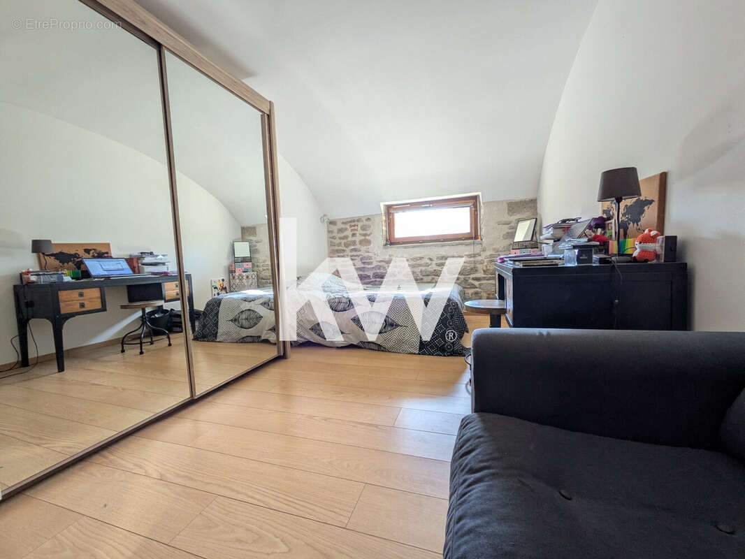 Appartement à ROCHE-LA-MOLIERE