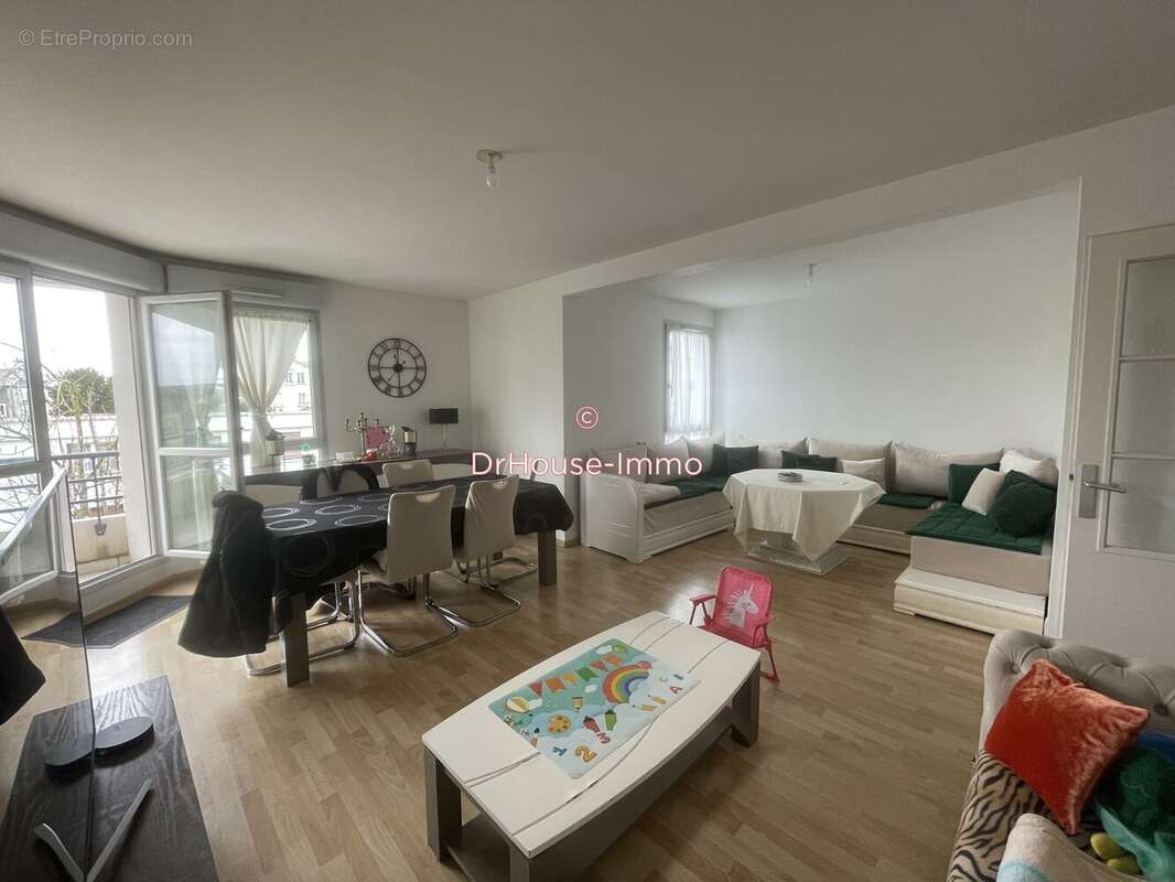 Appartement à MANTES-LA-JOLIE