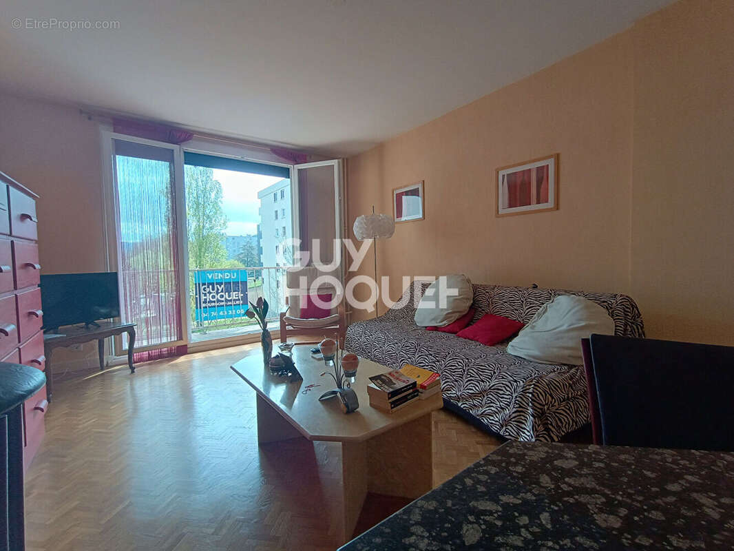 Appartement à BOURGOIN-JALLIEU