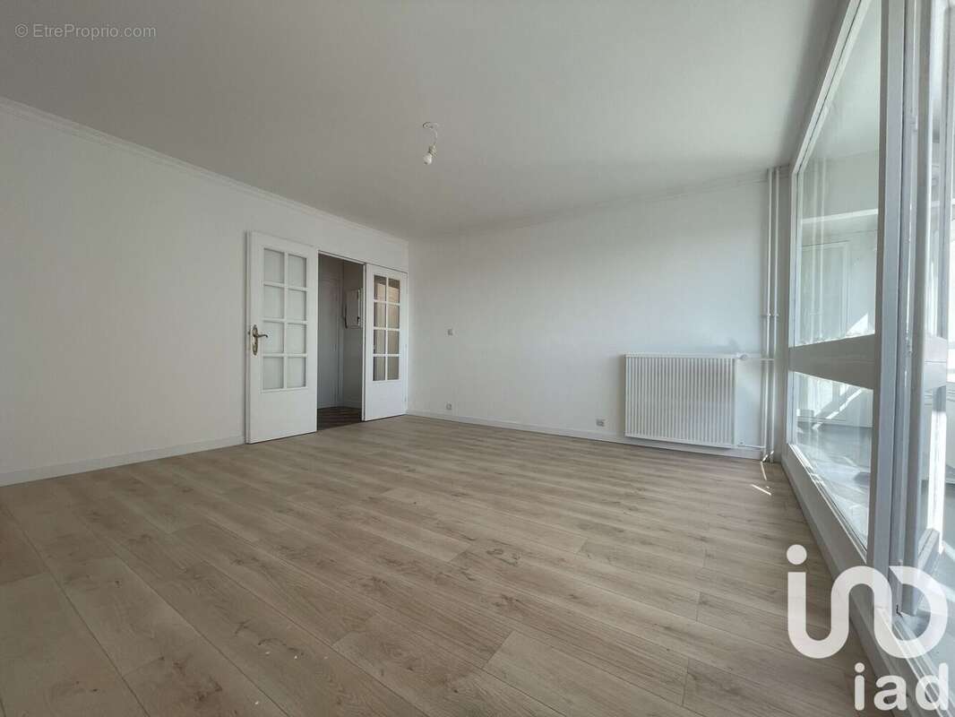 Photo 4 - Appartement à CORBEIL-ESSONNES