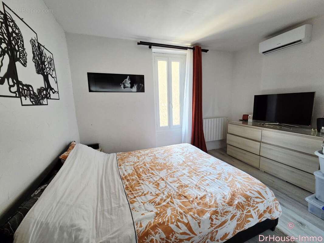 Maison à NISSAN-LEZ-ENSERUNE