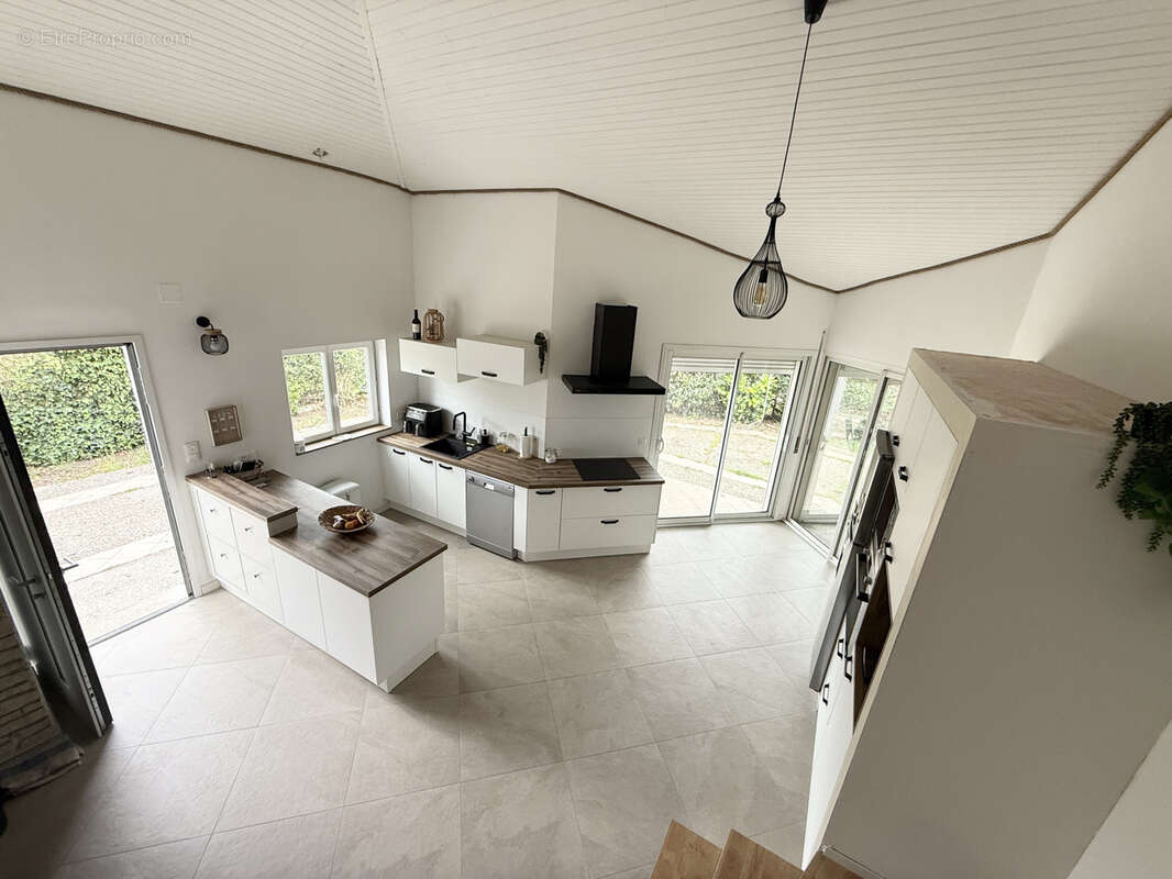 Maison à PARENTIS-EN-BORN