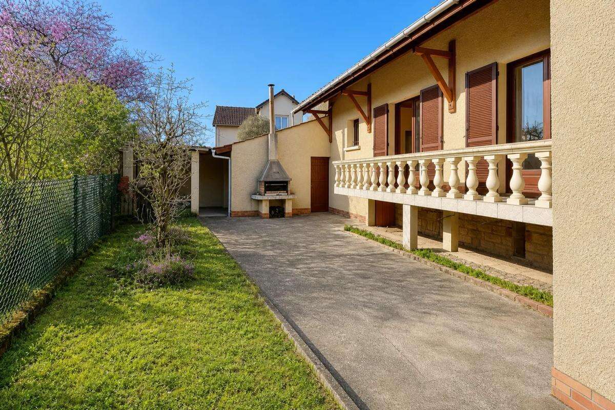 Maison familiale avec jardin à Vitry-le-François - photo 14