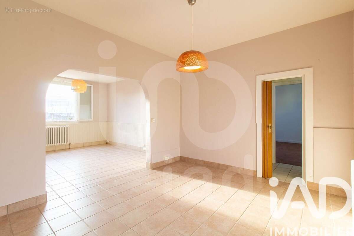 Photo 3 - Maison à MARGNY-LES-COMPIEGNE