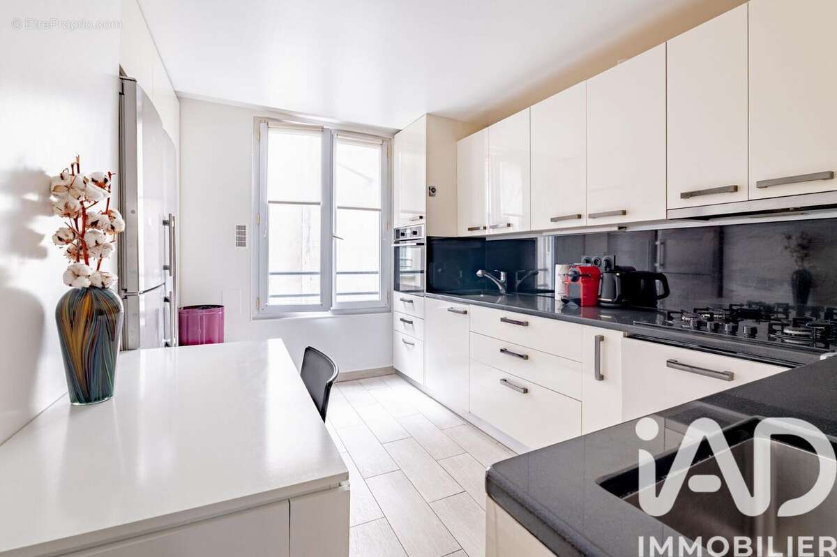 Photo 6 - Appartement à PARIS-10E