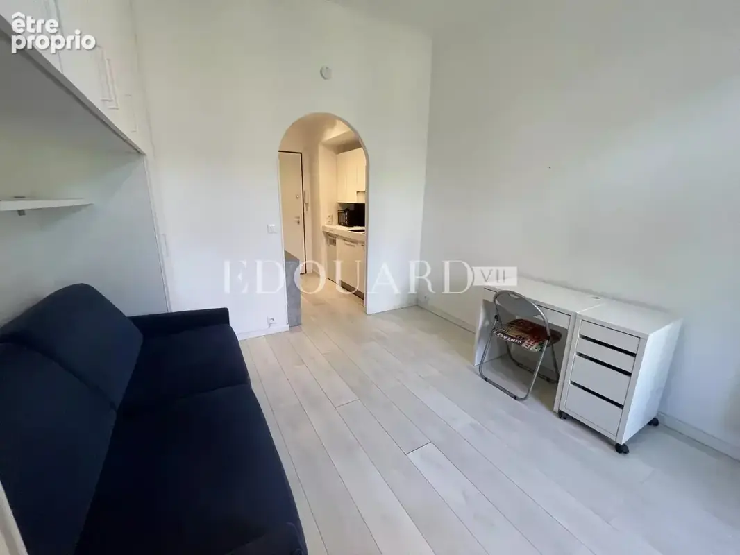 En exclusivité studio avec échappée mer, dans magnifique immeuble bourgeois en plein centre de Menton - photo 11