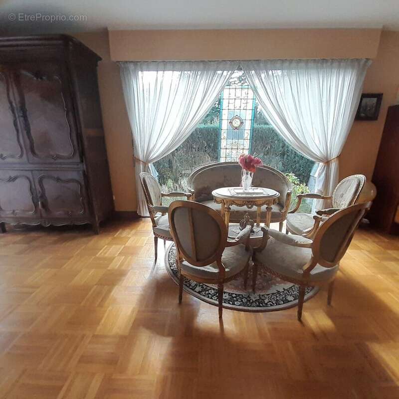 Photo 3 - Maison à BRUYERES-ET-MONTBERAULT