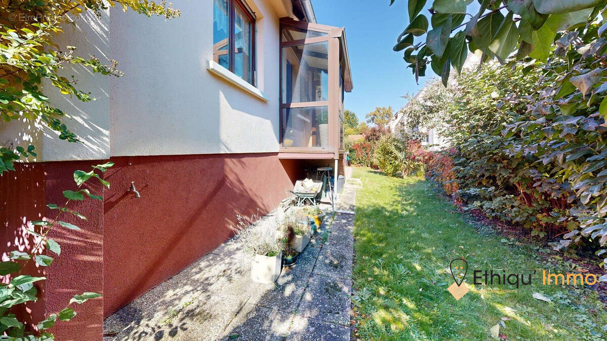 Maison 117 m² à Strasbourg  - photo 2