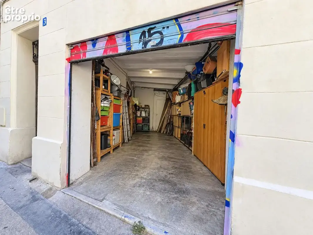 A rénover - Fort potentiel. - photo 2