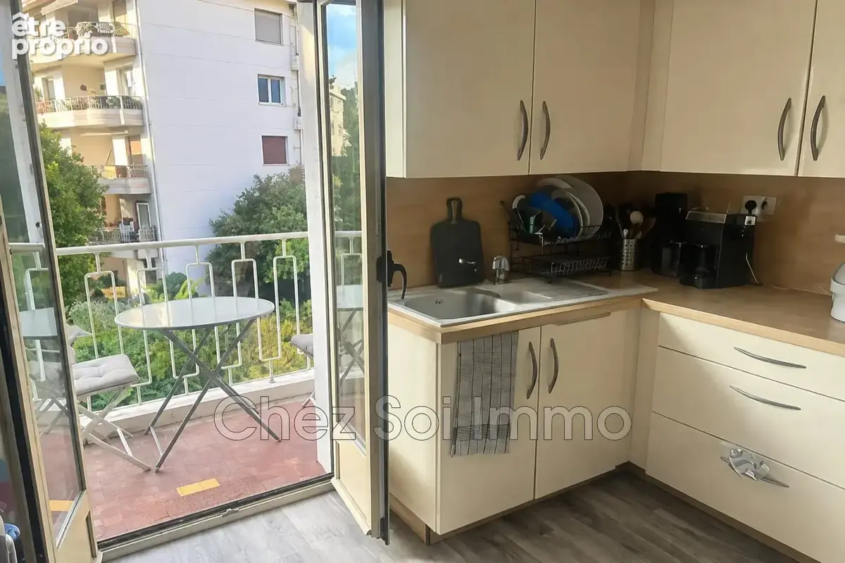 Appartement 2 pièces 50 m² à vendre à Antibes (06600) - photo 2