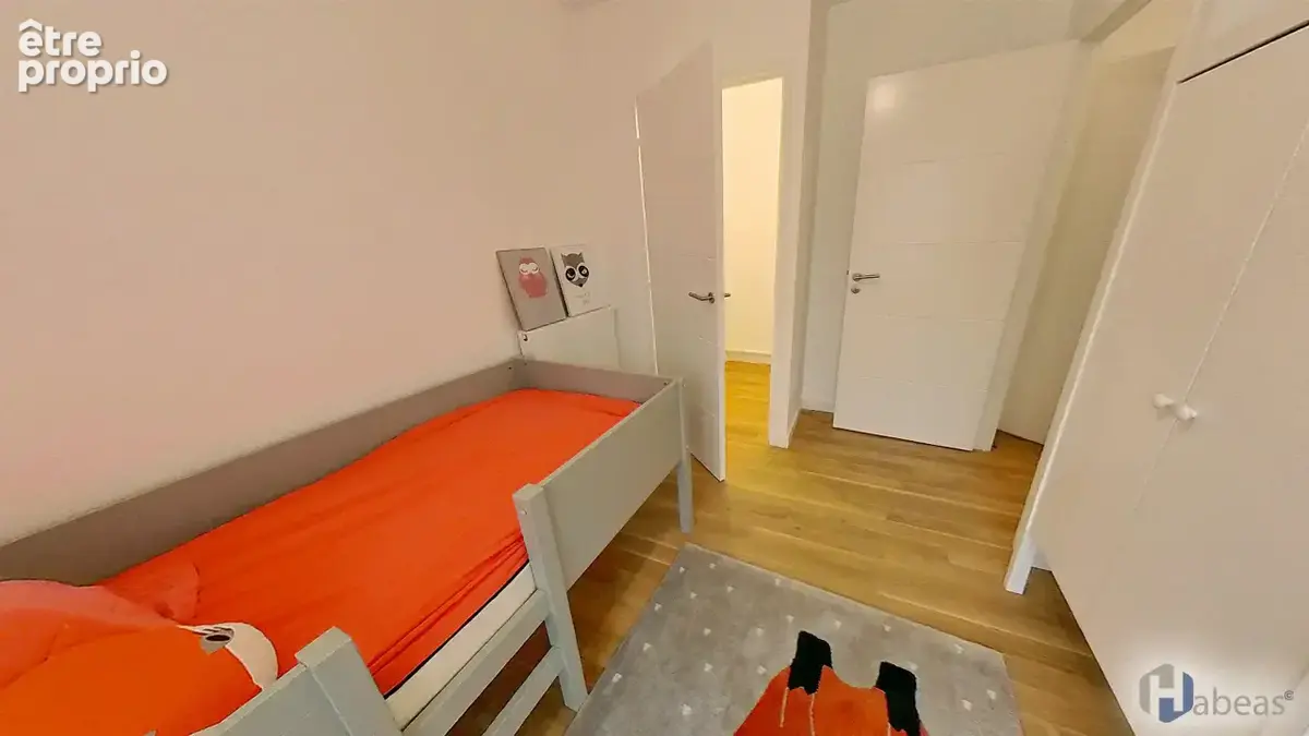 Attique d'Exception : T5 de 111.60 m² avec Terrasse Plein Ciel de 70,45m², Parking et cave - photo 16