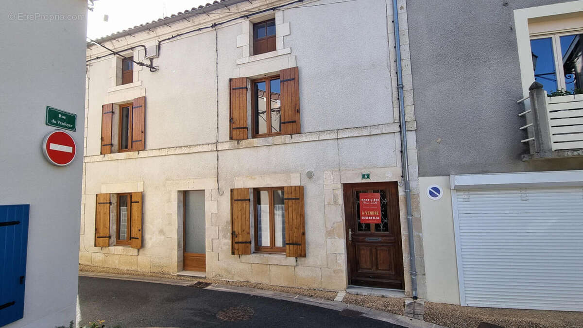 20260421_173942 - Maison à SAINT-PARDOUX-LA-RIVIERE