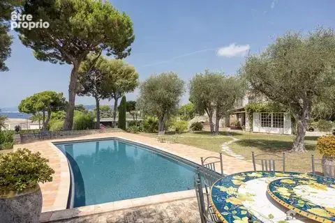 Maison 240 m² à Antibes  - photo 3