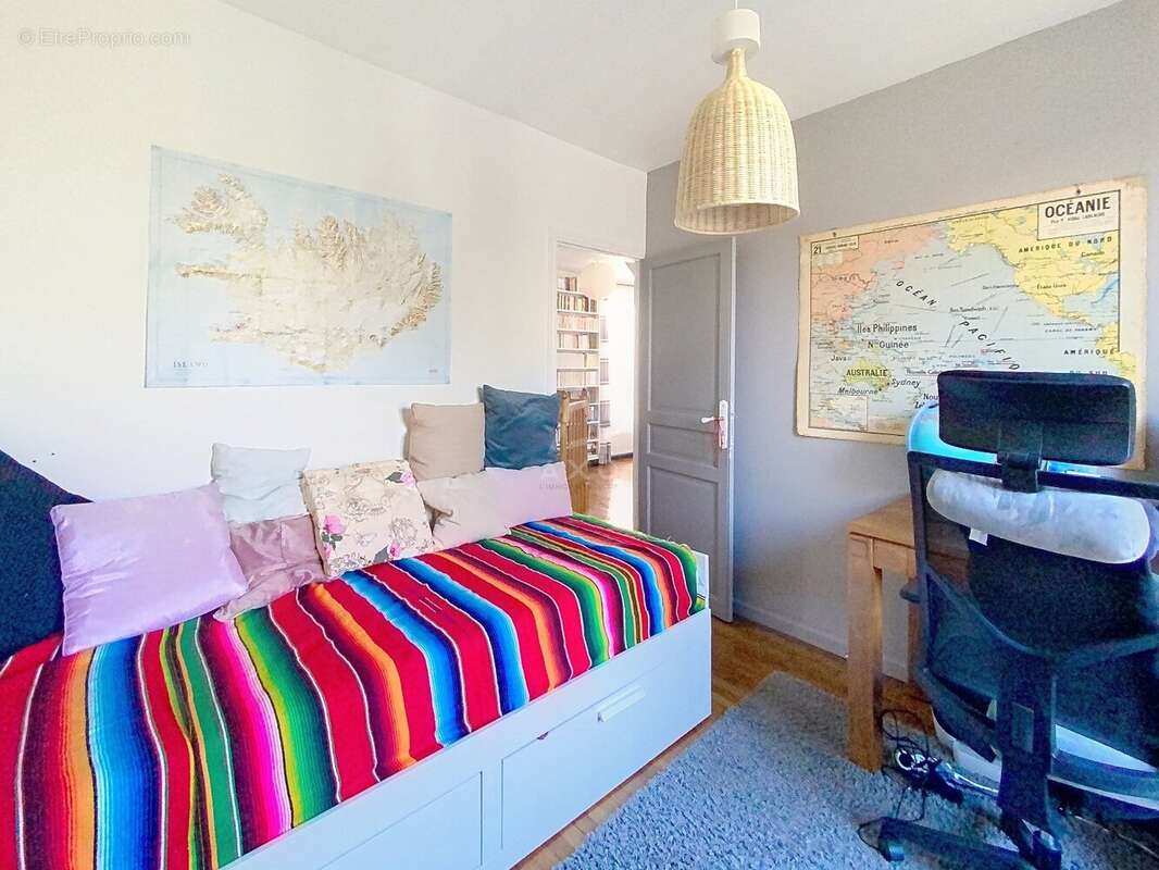 Maison à SAINT-MAUR-DES-FOSSES