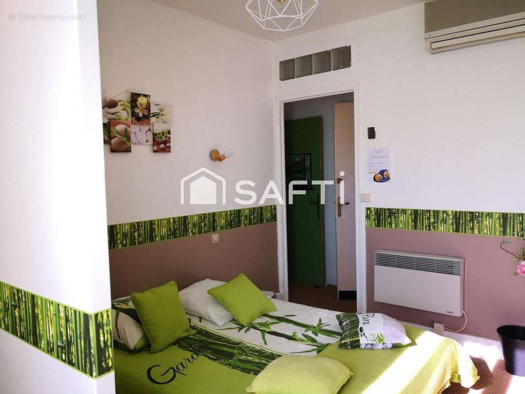 Photo 5 - Commerce à MARSEILLETTE