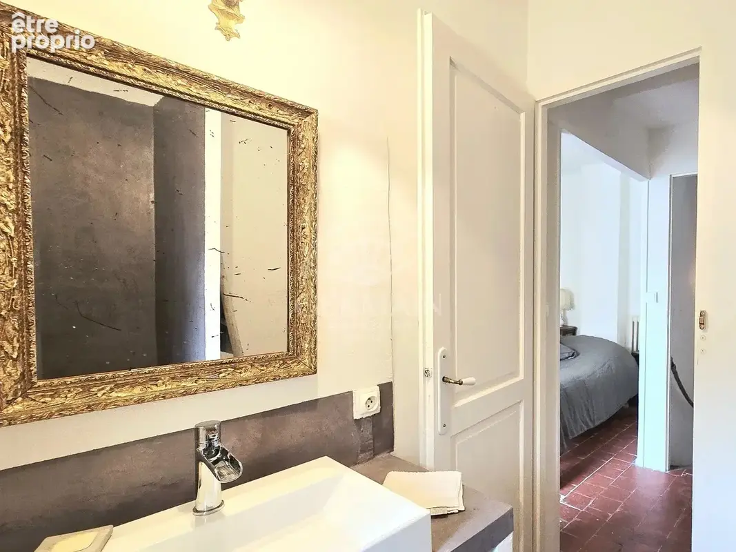 Maison de ville avec cave - L'Isle sur la Sorgue - photo 3