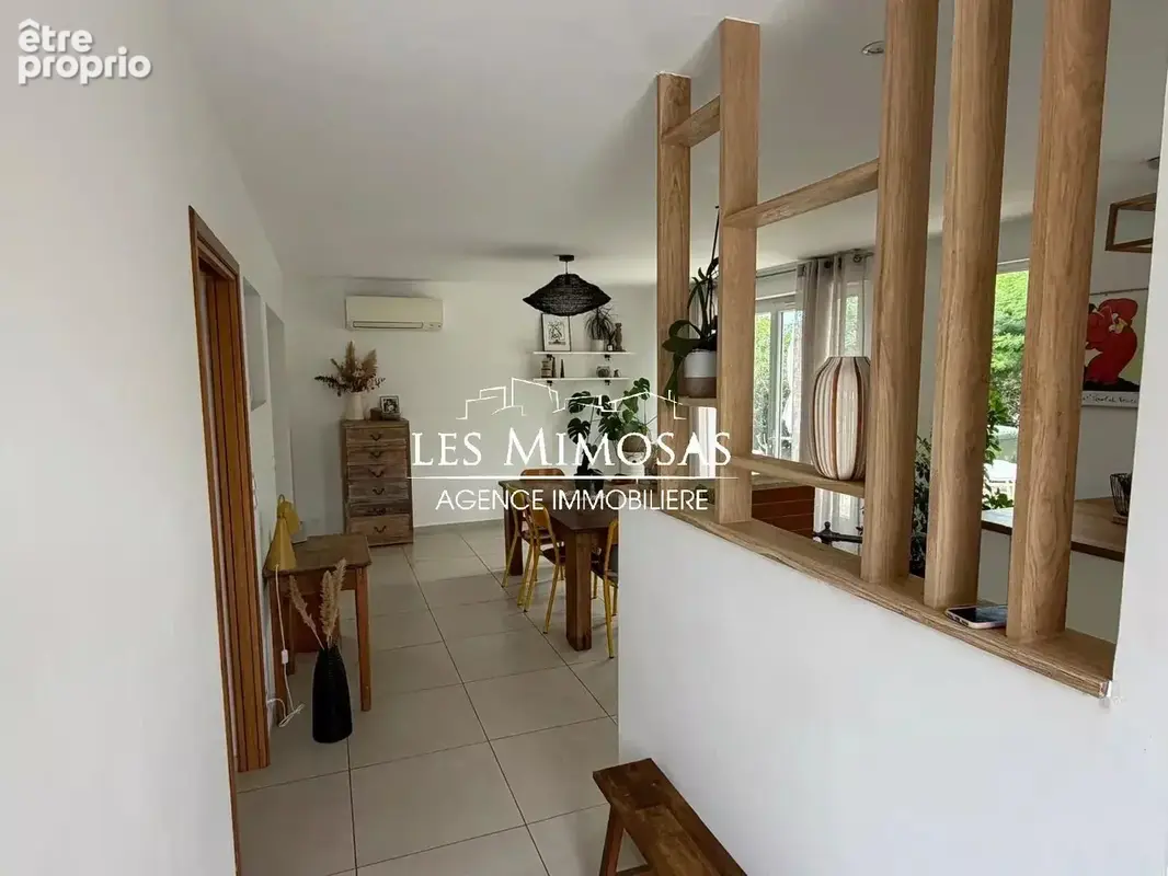 FREJUS-PLAGE, Maison individuelle de 115m² de plain-pied avec garage - photo 14