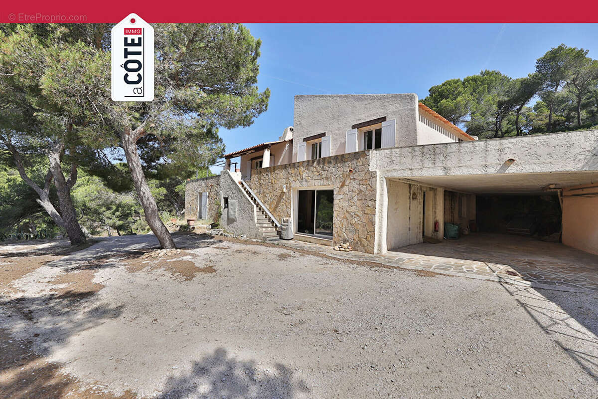 Maison à ENSUES-LA-REDONNE
