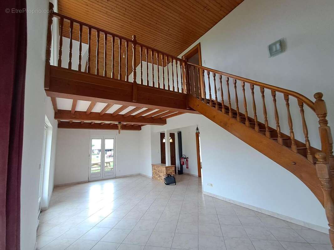 Photo 5 - Maison à ESMOULIERES