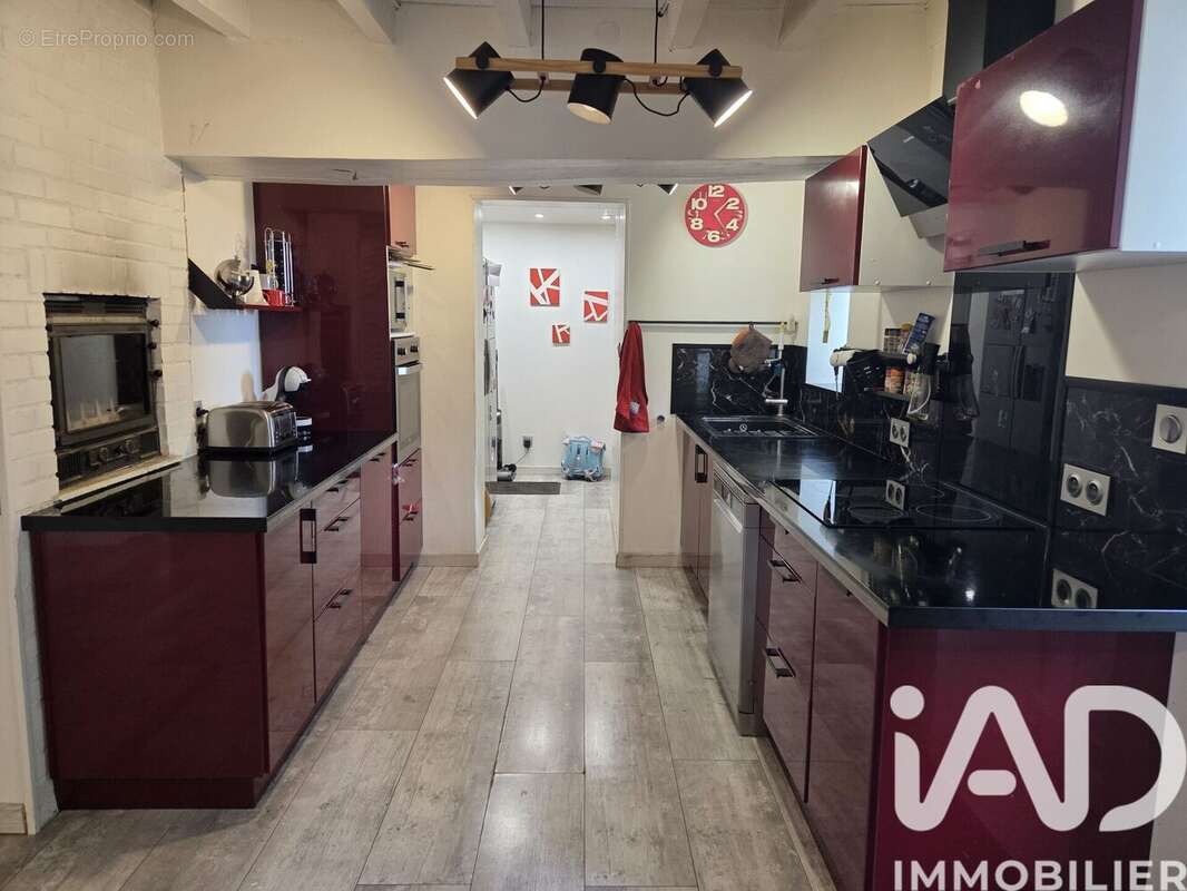 Maison 249 m² à Epieds-En-Beauce  - photo 3