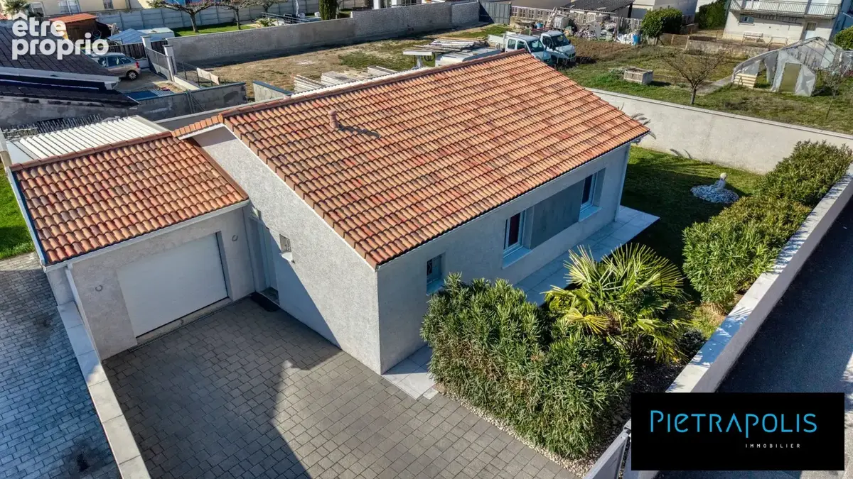 Maison 80 m² à Saint-Rambert-D'albon  - photo 2