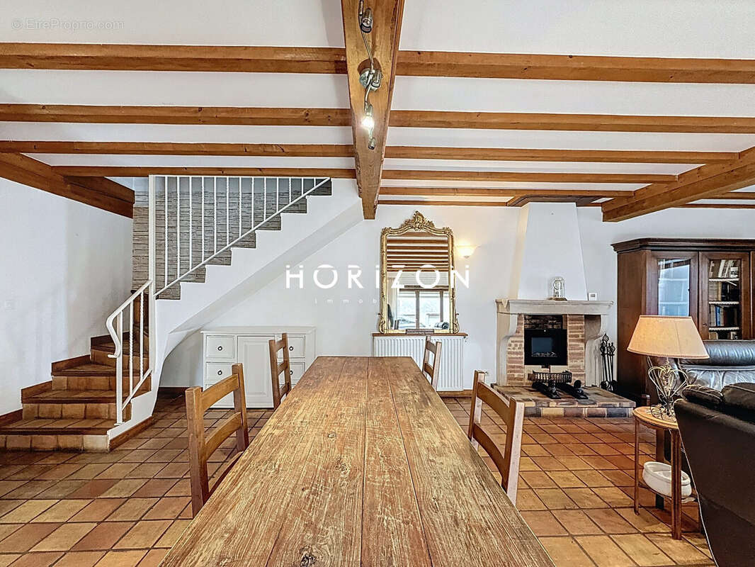 Maison à SAINT-GEORGES-DE-RENEINS