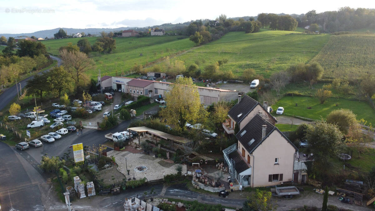 Appartement à AUZITS