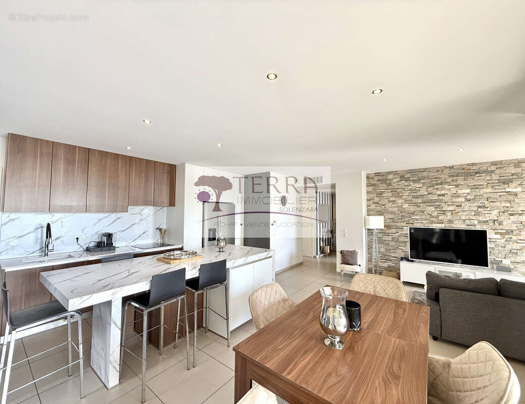 Appartement à SARI-SOLENZARA