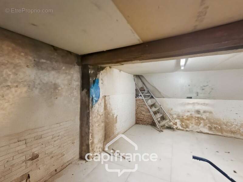 Maison à COLAYRAC-SAINT-CIRQ