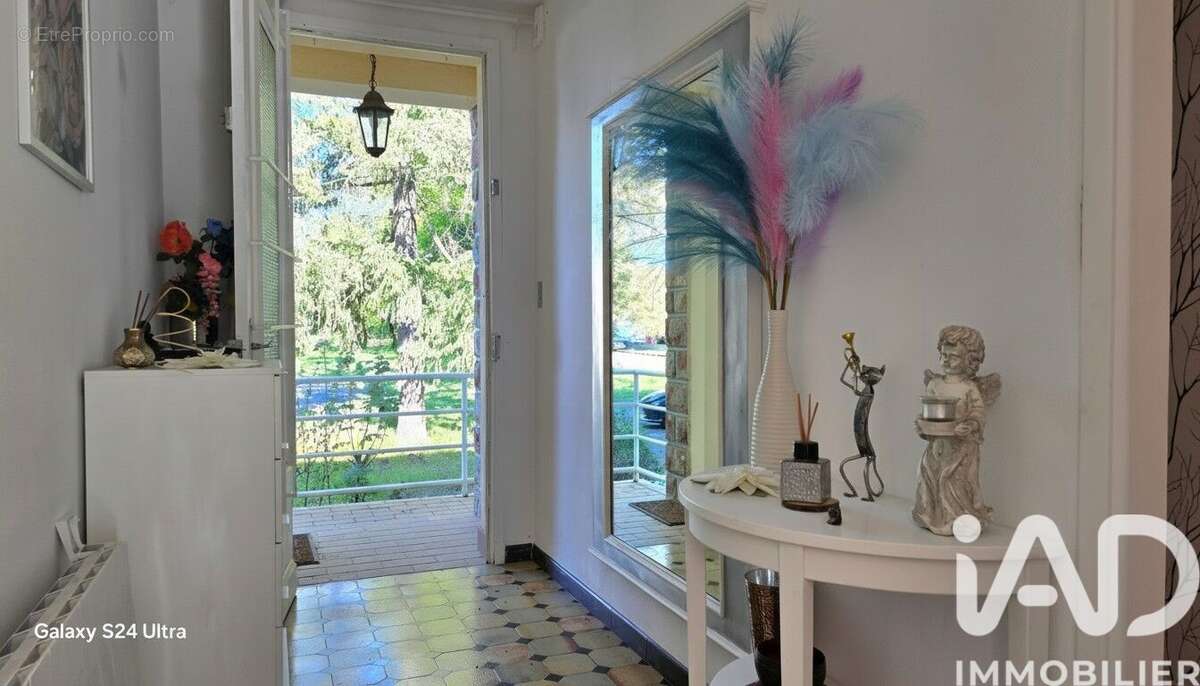 Photo 5 - Maison à VALLON-EN-SULLY