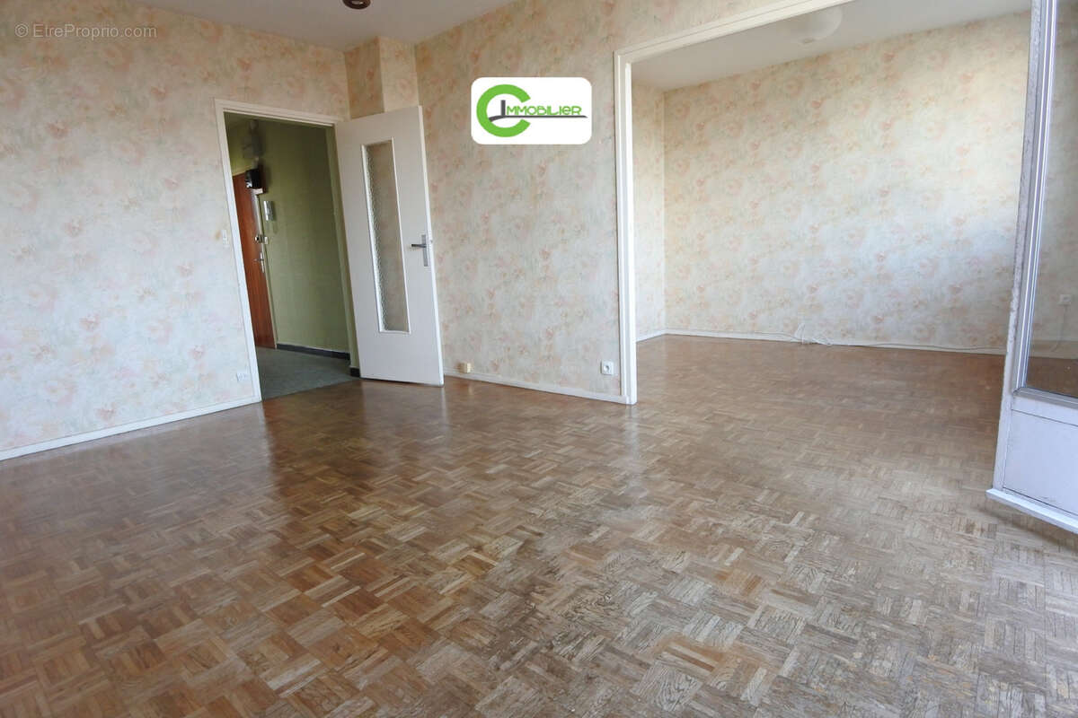 Appartement à LA FERTE-BERNARD