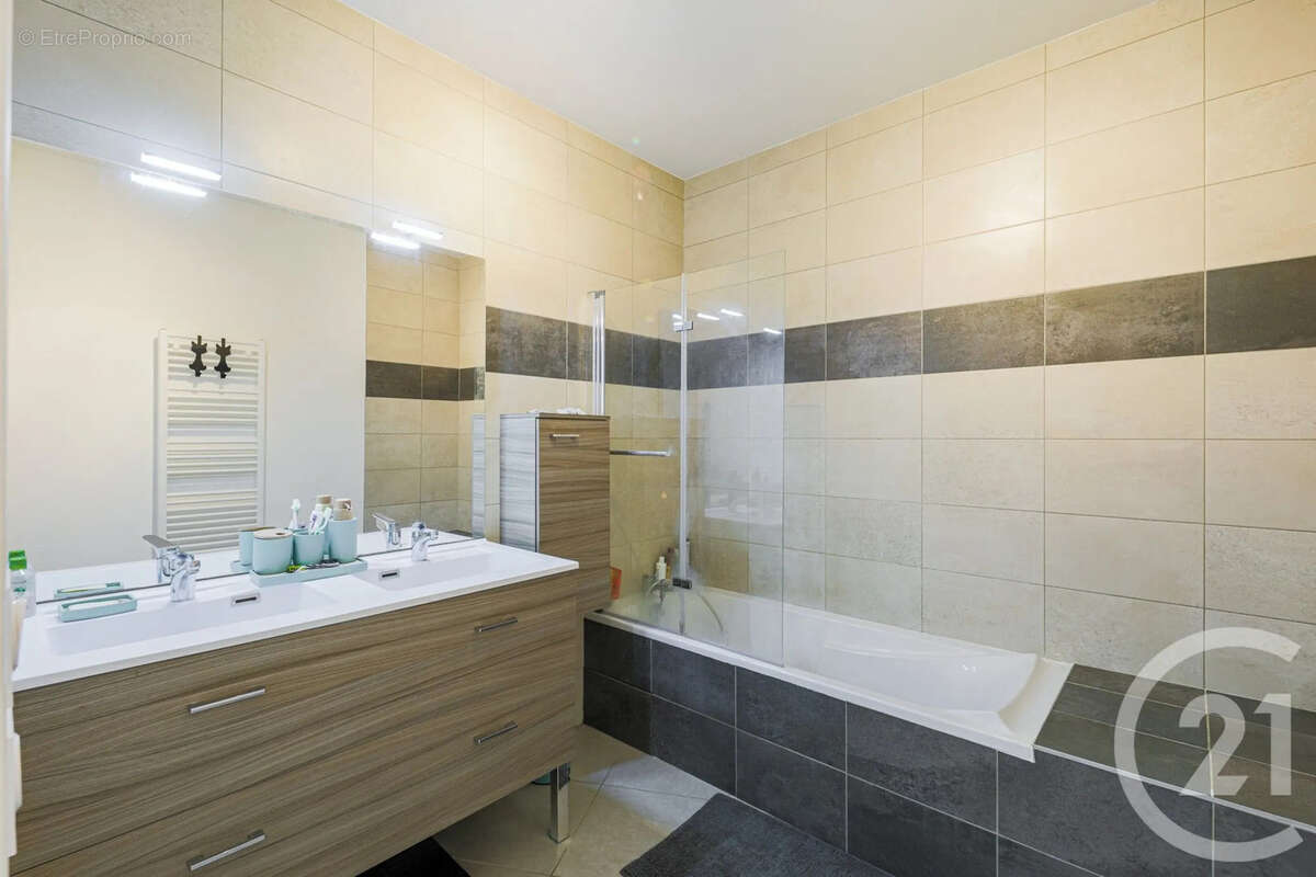 Appartement à EYBENS