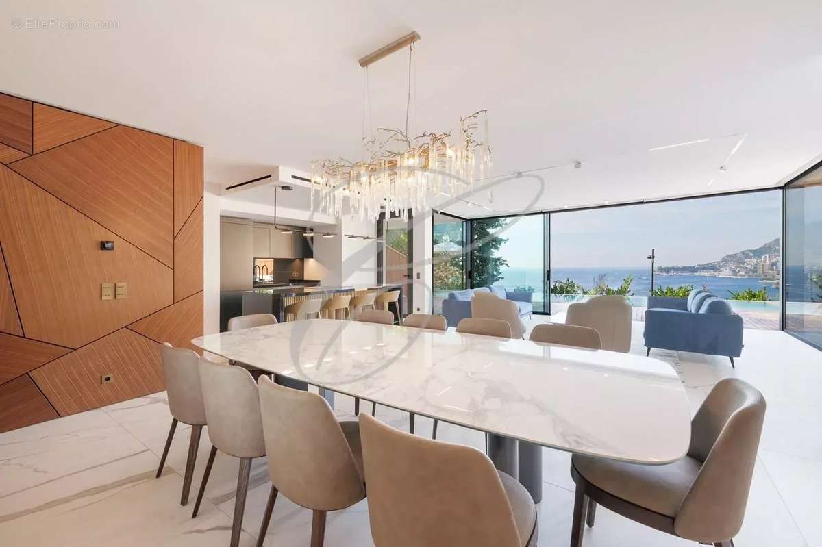 Maison à ROQUEBRUNE-CAP-MARTIN