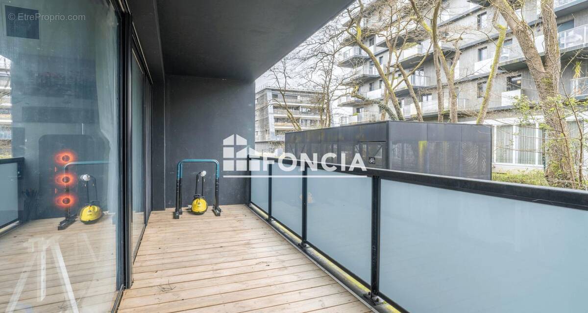 Appartement à BEGLES