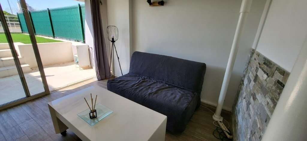 Appartement à VILLENEUVE-LOUBET