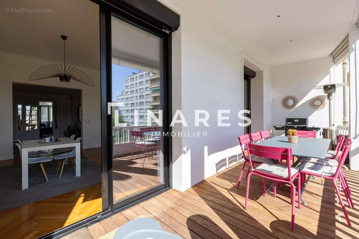 Appartement à MARSEILLE-8E