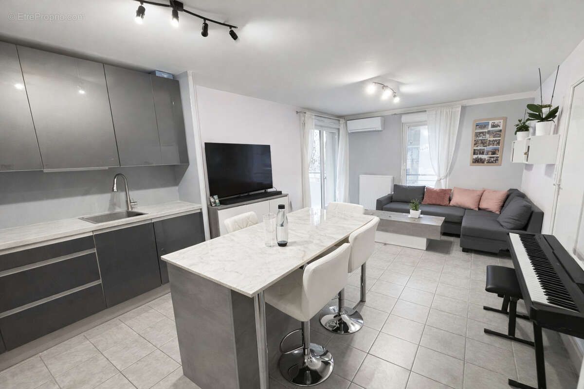 Appartement à SAINT-FONS